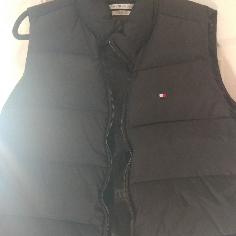 Women's Tommy Hilfiger Black Puffer Vest- Size XL